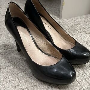 Gianni Bini Glossy Black Heels